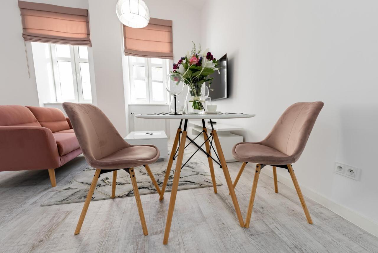 ביילסקו-ביאלה Apartamenty Centrum Nowoczesny Design - Dream Apart מראה חיצוני תמונה