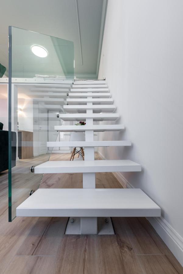 ביילסקו-ביאלה Apartamenty Centrum Nowoczesny Design - Dream Apart מראה חיצוני תמונה